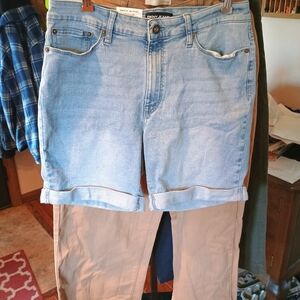 DKNY Light Blue Women's Relaxed Denim Shorts